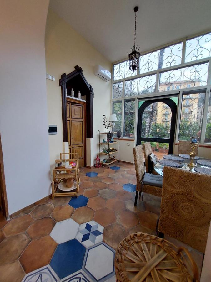 Villa Dimora Storica "Le Stanze Di Dioniso" à Naples Extérieur photo
