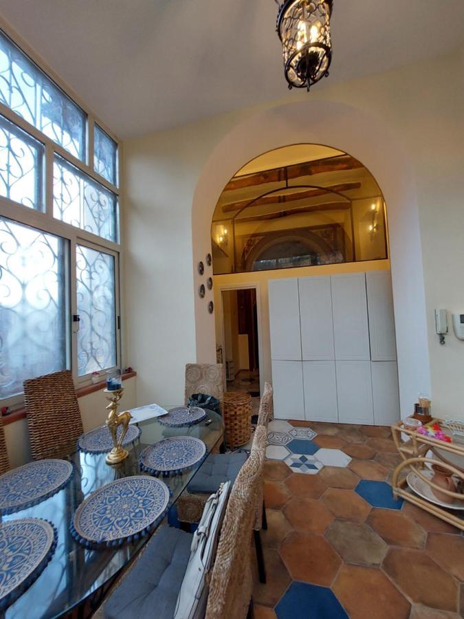 Villa Dimora Storica "Le Stanze Di Dioniso" à Naples Extérieur photo
